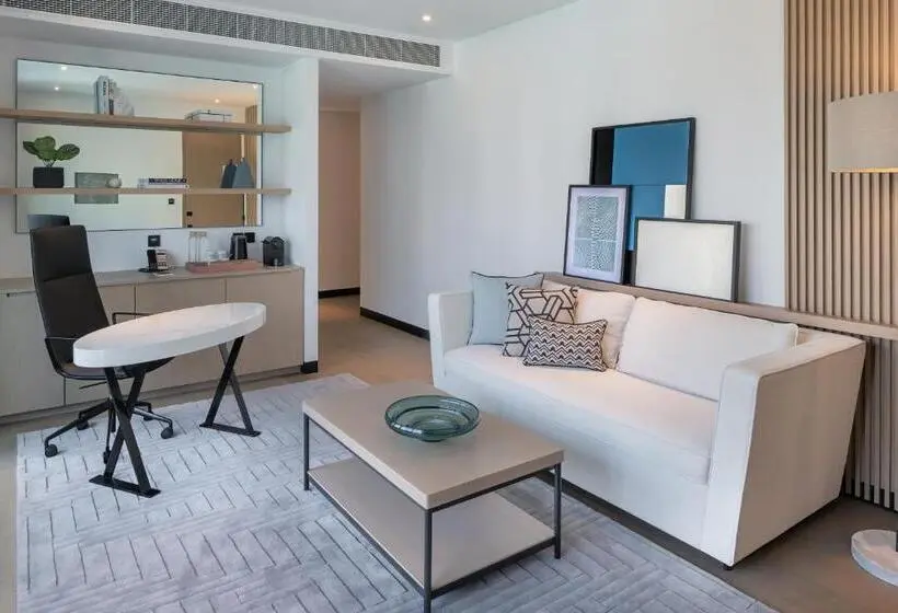 سوئیت دولوکس با چشم‌انداز, Vida Dubai Marina & Yacht Club