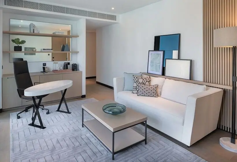 سوئیت دولوکس با چشم‌انداز, Vida Dubai Marina & Yacht Club