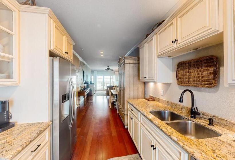 خانه 2 خوابه, The Dawn Condominiums Ii