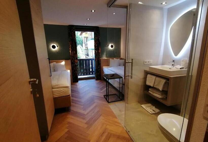 غرفة أساسية, Haus Marion Haueis