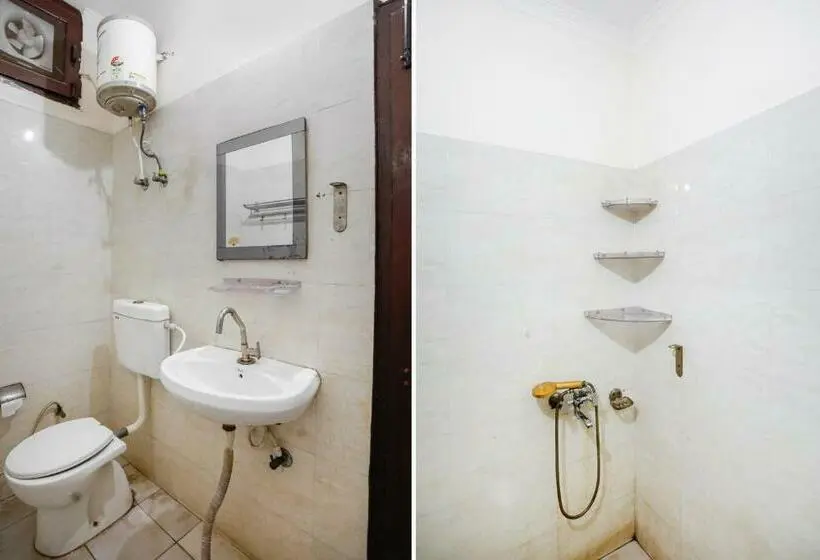 トリプルクラシックルーム, O Av Residency Near Botanic Garden Of Indian Republic