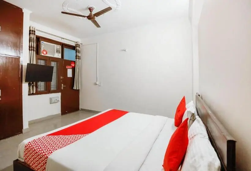 デラックストリプルルーム, O Av Residency Near Botanic Garden Of Indian Republic