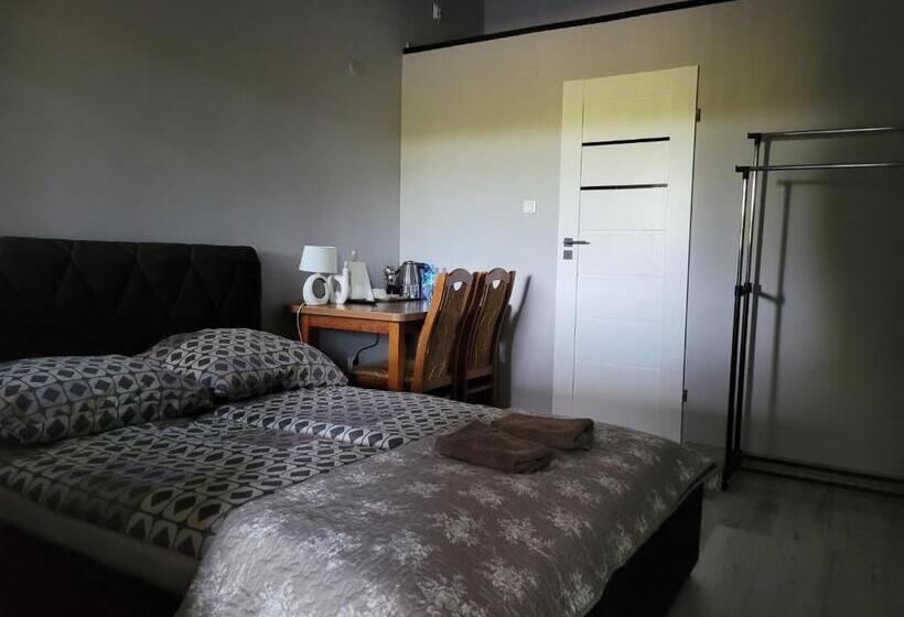 スタンダードルーム, Sebar