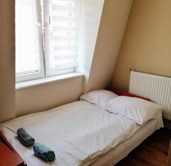 غرفة قياسية رباعية, Zajazd Dolina Sadosiów