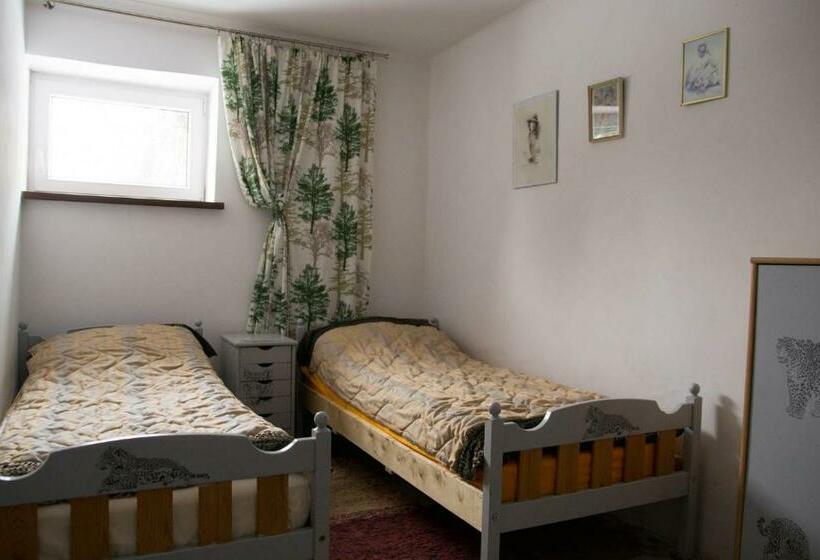 חדר בסיסי, Jurajska Bajka