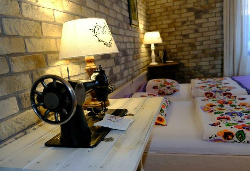 スタンダード4人部屋, Siedlisko Egniu Agroturystyka Nad Jeziorem Pojezierze Drawskie