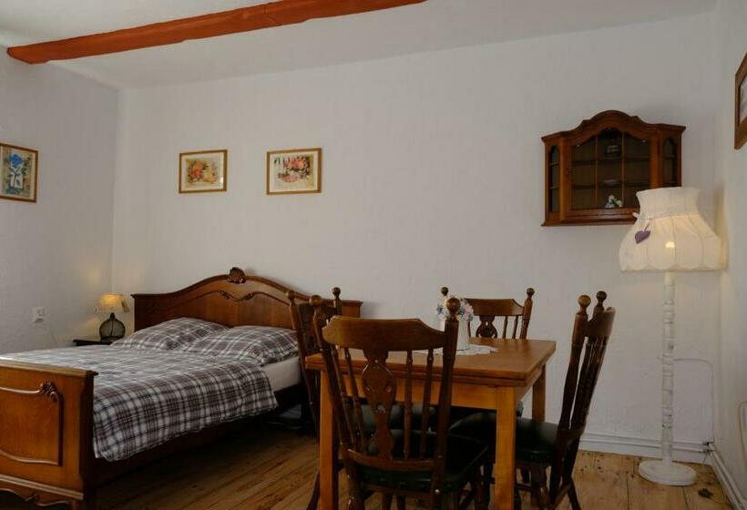 スタンダード4人部屋, Siedlisko Egniu Agroturystyka Nad Jeziorem Pojezierze Drawskie