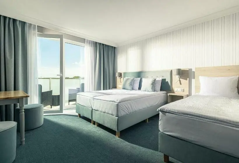 デラックストリプルルーム, Belmar Park Resort & Spa