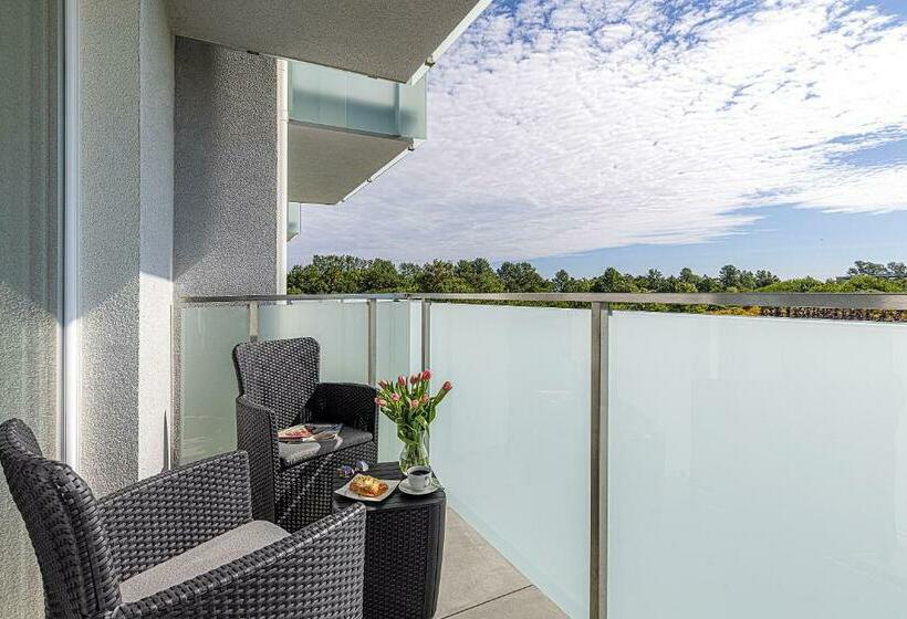 豪华三人间, Belmar Park Resort & Spa