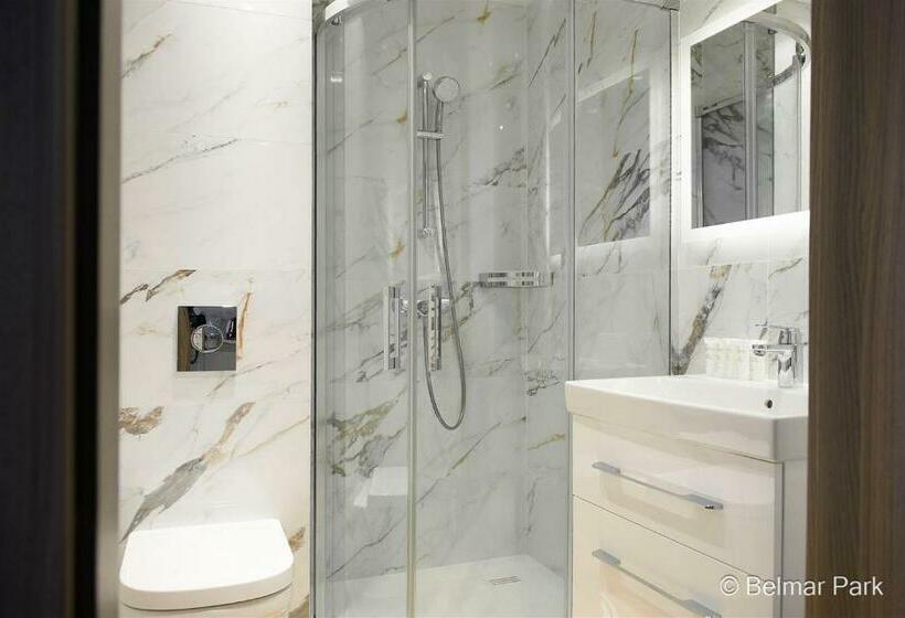 豪华三人间, Belmar Park Resort & Spa