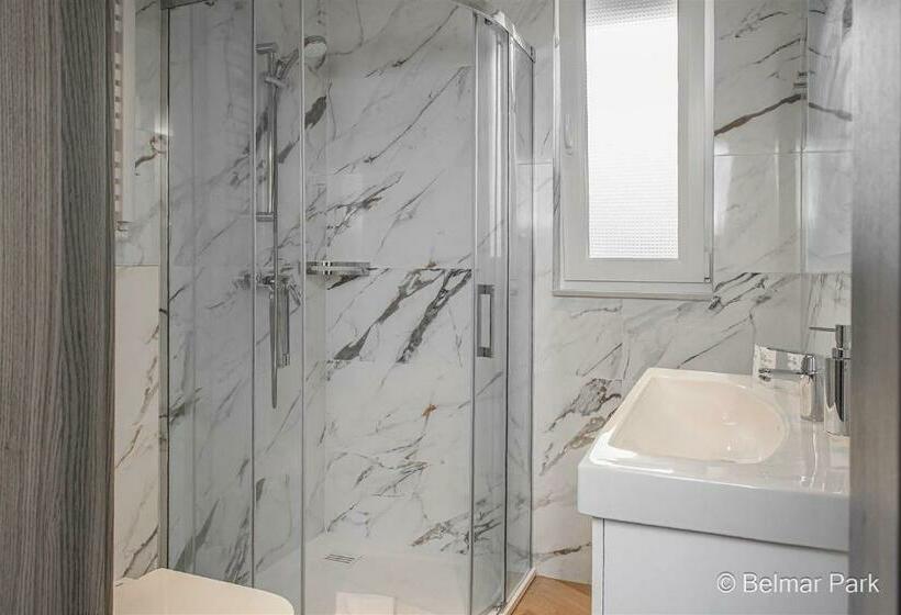 豪华三人间, Belmar Park Resort & Spa