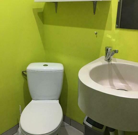 חדר סטנדרט לשלושה עם חדר אמבטיה משוף, Gospodarstwo Agroturystyczne  Gabrysia