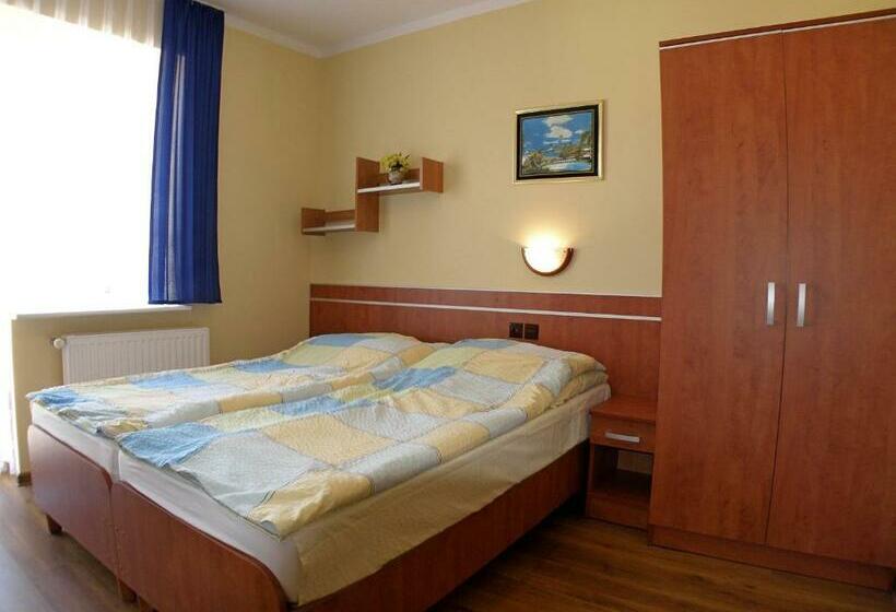 Номер Стандарт с Балконом, Riwiera Dźwirzyno