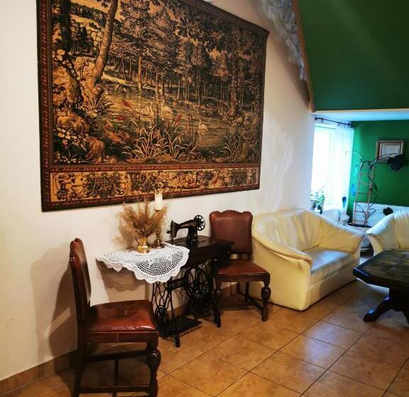 スタンダードシングルルーム, Zabawa