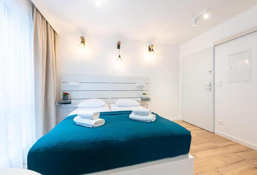 استودیوی لوکس, Lapwing Residence Sopot