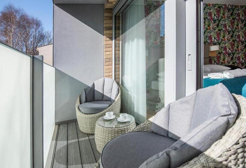 استودیوی لوکس, Lapwing Residence Sopot