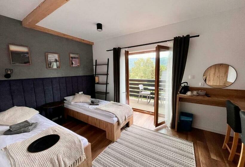 חדר סטנדרט, Donikąd