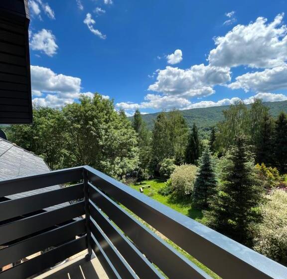 חדר סטנדרט, Donikąd