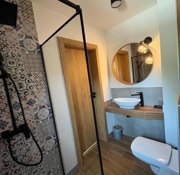 חדר סטנדרט עם מיטת קינג, Donikąd