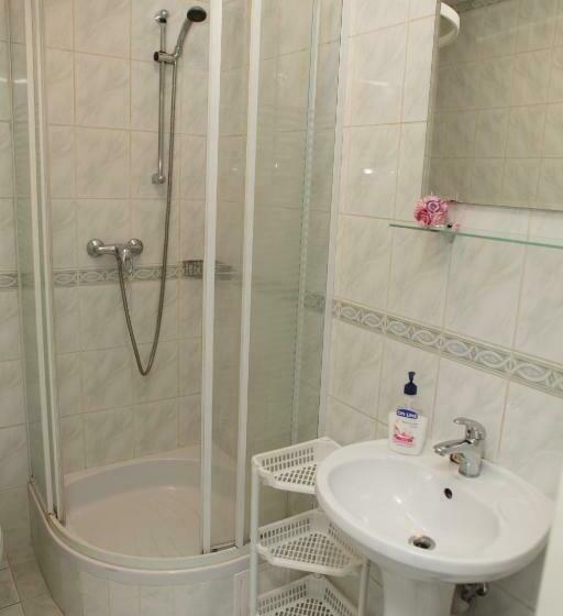 标准三人间, Zajazd Nad Wisłą