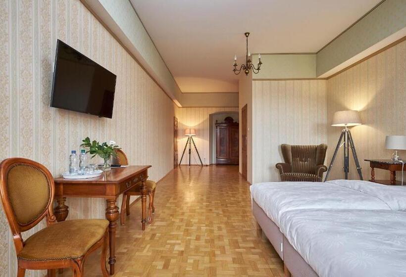 חדר דלוקס, Boutique Pałac Warmątowice Sienkiewiczowskie