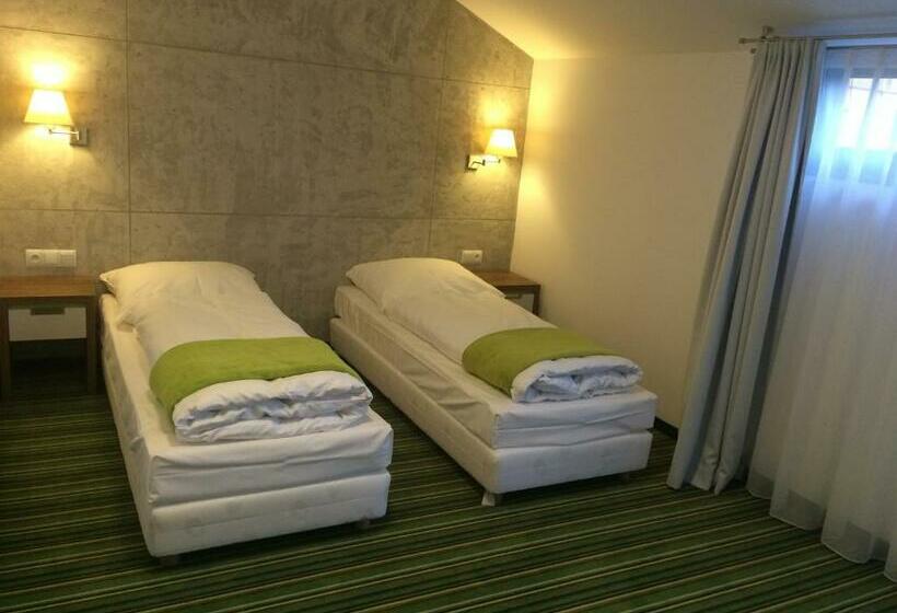 חדר סטנדרט נוף לגינה, Kompleks Taaka Ryba