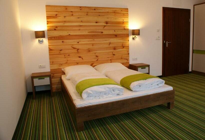 חדר דלוקס, Kompleks Taaka Ryba