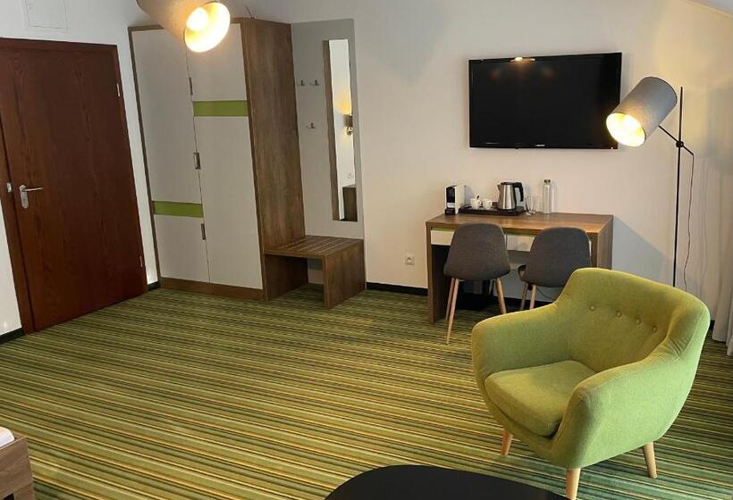 חדר דלוקס, Kompleks Taaka Ryba