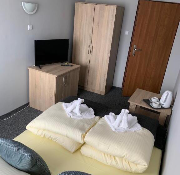 غرفة أساسية, Magnezja