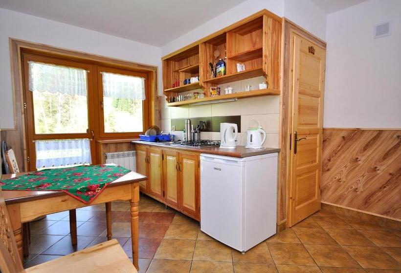 اتاق استاندارد سه نفره, U Króla