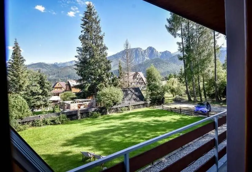 اتاق استاندارد با چشمانداز کوهستان, U Króla