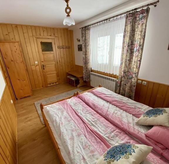 اتاق استاندارد, U Króla