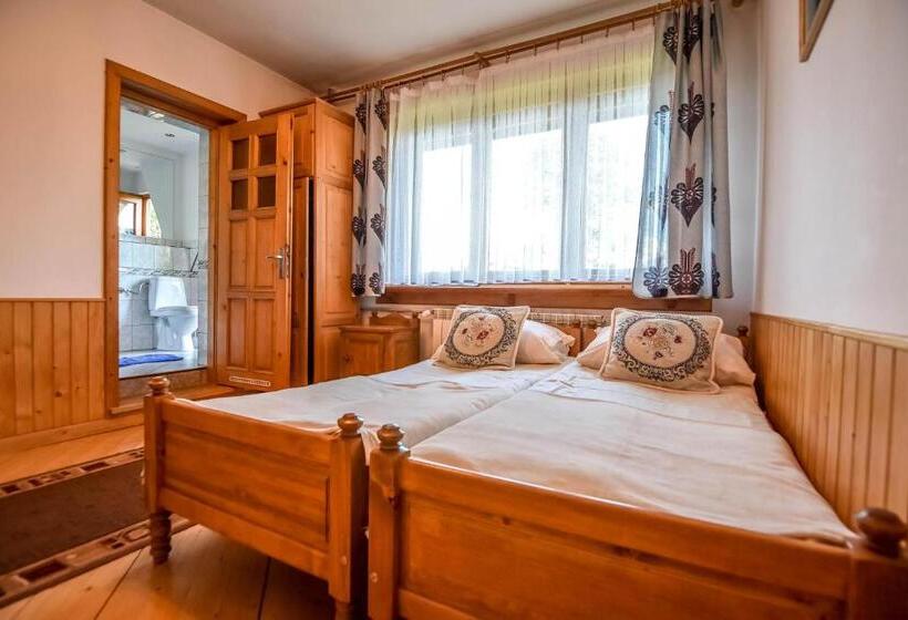 اتاق استاندارد با چشمانداز کوهستان, U Króla