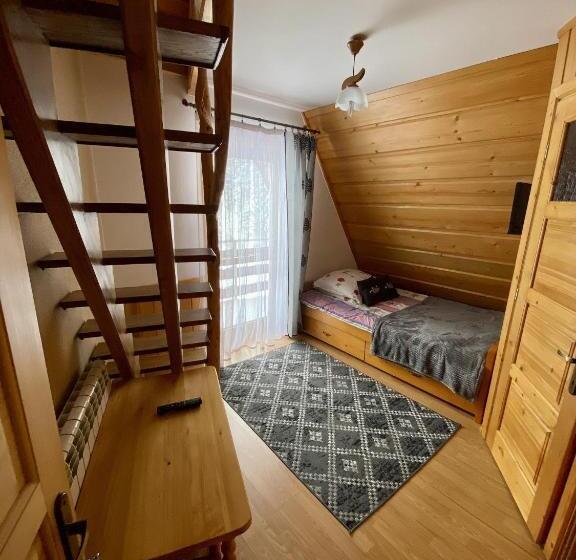 اتاق استاندارد با بالکن, U Króla