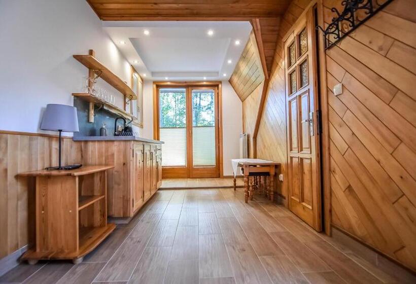 اتاق استاندارد سه نفره, U Króla