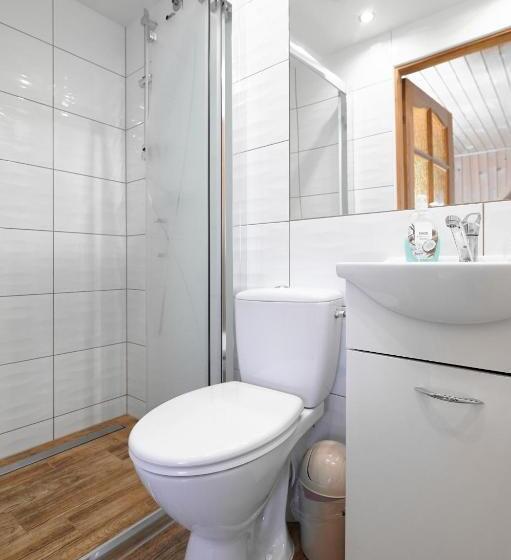 اتاق استاندارد چهار تخته, Willa U Perełki