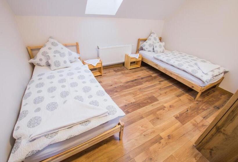 דירת שני חדרים, Dwór Skalny Apartamenty, Pokoje I Restauracja Karczma Skalna