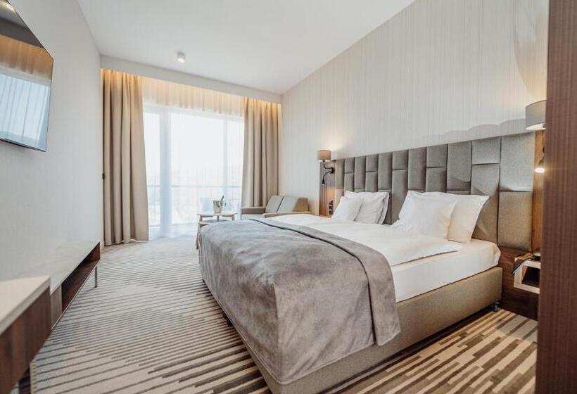 غرفة ديلوكس مزودة بشرفة, Elements Hotel&spa