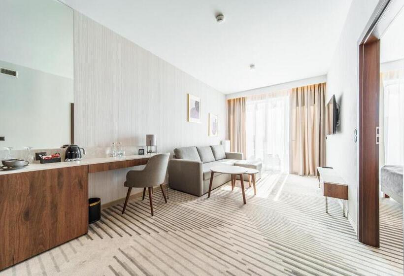 غرفة سوبيريور مزودة بشرفة, Elements Hotel&spa