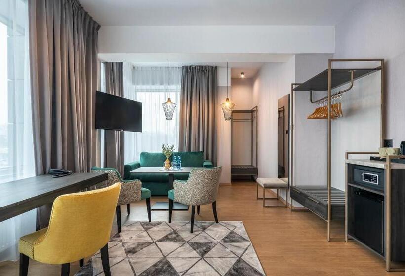 חדר דלוקס, Green