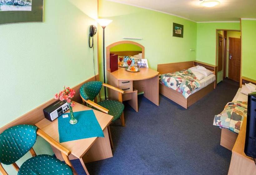 اتاق استاندارد, Jaskółka