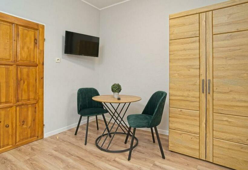 Номер Стандарт, Margo Bukowiec Koło Karpacza