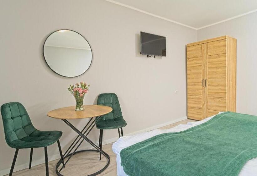 Номер Стандарт, Margo Bukowiec Koło Karpacza