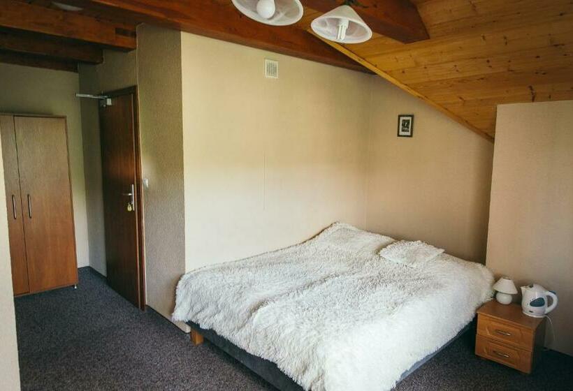 스탠다드 트리플 발코니 룸, Dom Wypoczynkowy Topaz