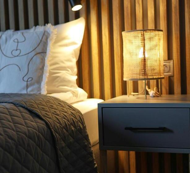 Номер Deluxe, Jak Makiem Zasiał