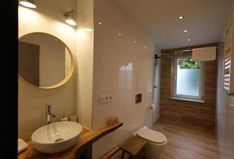 Номер Deluxe, Jak Makiem Zasiał