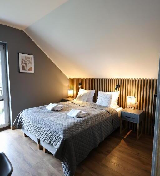 Quarto Deluxe, Jak Makiem Zasiał