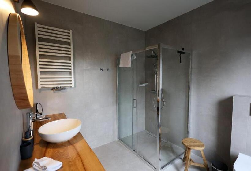 Номер Deluxe, Jak Makiem Zasiał