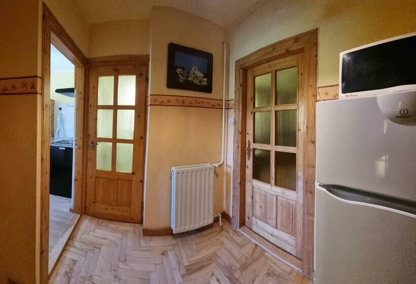 Апартаменты 1 Спальня Вид на Сад, Mountain House