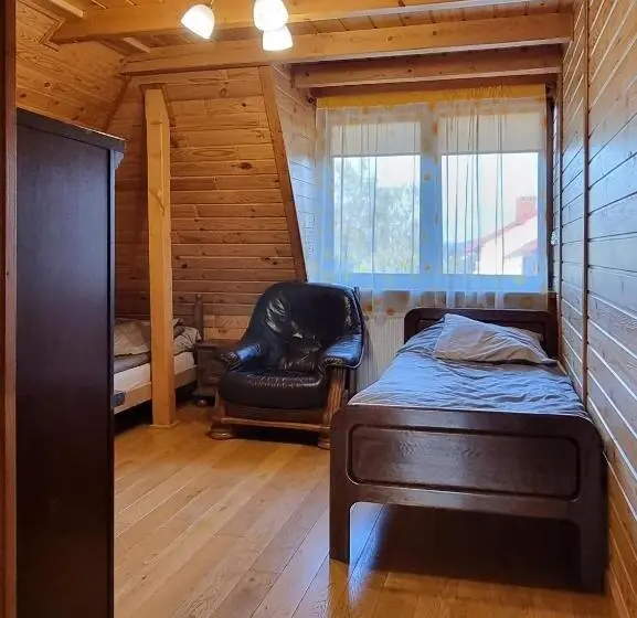 庭の見えるスタンダードトリプルルーム, Mountain House